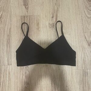TNA aritzia sports bra